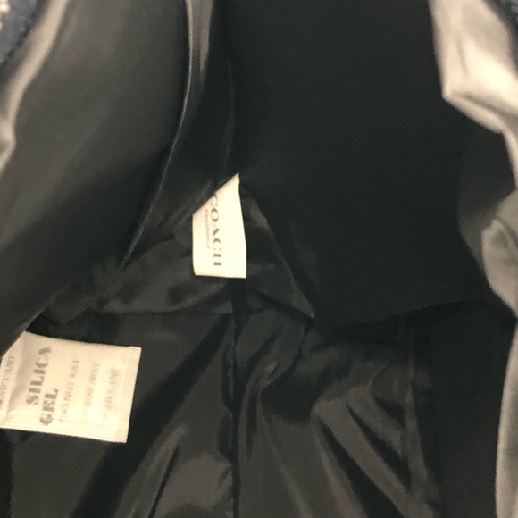 NWT Coach Travel / Weekender Duffle Bag Zippered- Navy Bluer - Picture 7 of 11